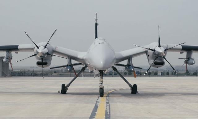 ABD'nin ünlü dergisi, Bayraktar TB2'yi öve öve bitiremedi: Savaşın doğasını değiştiren Türk dronu ABD'nin ünlü dergisi, Bayraktar TB2'yi öve öve bitiremedi: Savaşın doğasını değiştiren Türk dronu