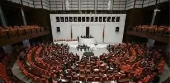 AKP ve MHP'den 'Sosyal Medya Yasası' İçin 'Kapalı' Toplantı