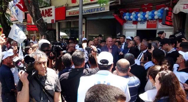 Muharrem İnce Hatay'da Cumhurbaşkanı Erdoğan'ı eleştirdi: Cebinizden aldığı parayı bankaların kasasına koyuyor Muharrem İnce Hatay'da Cumhurbaşkanı Erdoğan'ı eleştirdi: Cebinizden aldığı parayı bankaların kasasına koyuyor