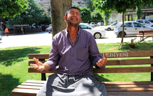 15 yaşındaki kızı kaçıran şahsın serbest kalması babayı isyan ettirdi 15 yaşındaki kızı kaçıran şahsın serbest kalması babayı isyan ettirdi