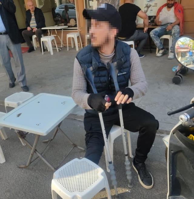 Cezaevinden izinli çıktı, dilencilik yaparken yakayı ele verdi Cezaevinden izinli çıktı, dilencilik yaparken yakayı ele verdi