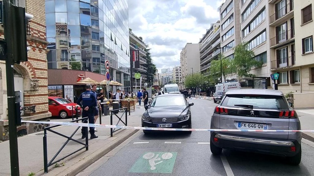 Türkiye'nin Paris Başkonsolosluğu'na bombalı saldırı