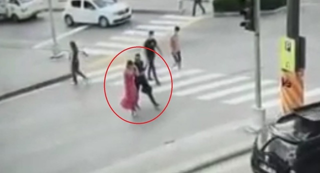 Bedeni şehir çöplüğünde aranan kızın acılı annesi konuştu: Kızımı parçalara ayırdın, mezarı bile yok Bedeni şehir çöplüğünde aranan kızın acılı annesi konuştu: Kızımı parçalara ayırdın, mezarı bile yok