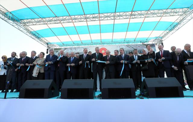 Dünyada sadece 5 örneği var! Kurdeleler kesildi, Rize-Artvin Havalimanı hizmete açıldı