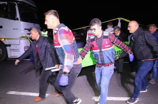 Karıştığı kazada 1 kişi hayatını kaybetmişti! Milli güreşçi Rıza Kayaalp, adli kontrol şartıyla serbest bırakıldı Karıştığı kazada 1 kişi hayatını kaybetmişti! Milli güreşçi Rıza Kayaalp, adli kontrol şartıyla serbest bırakıldı