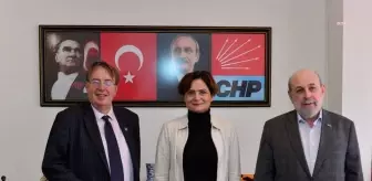 Akpm Türkiye Raportörleri, Kaftancıoğlu'nun Dava Süreci Hakkında Bilgi Aldı