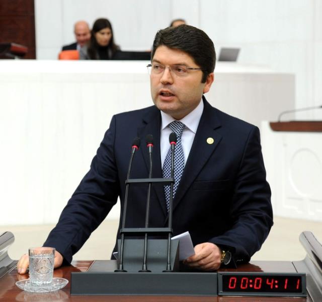 Cahit Özkan'ın yerine getirilen Yılmaz Tunç kimdir? İşte yanıtı Cahit Özkan'ın yerine getirilen Yılmaz Tunç kimdir? İşte yanıtı