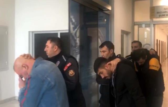 Akıllara durgunluk veren olay! Böbreğini satıp, villada uyuşturucu imalathanesi kurmuş Akıllara durgunluk veren olay! Böbreğini satıp, villada uyuşturucu imalathanesi kurmuş