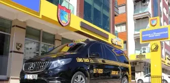 İzmir'de ulaşımın yeni gözdesi: Lüks taksiler