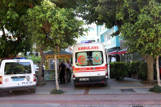 Antalya'da 2 çocuğunu bıçaklayarak öldüren Ukraynalı baba tutuklandı