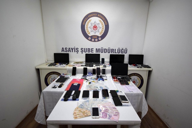 'Masaj salonu' yalanıyla 46 ilde 140 kişiyi dolandıran çete çökertildi 'Masaj salonu' yalanıyla 46 ilde 140 kişiyi dolandıran çete çökertildi