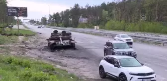 Tank enkazı turistik cazibe merkezi haline geldi