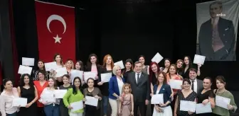 Konak Belediyesi'nin Açtığı Kursla Güzellik Uzmanı Oldular