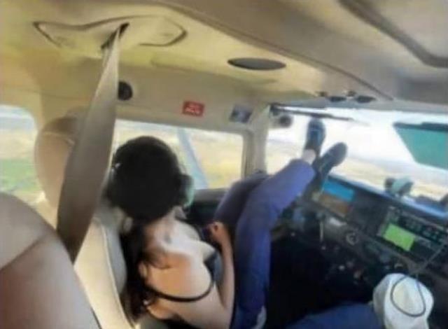 Eğitim uçuşunda skandal! Havadaki uçağı otomatiğe alıp metrelerce yüksekte cinsel ilişkiye girdiler