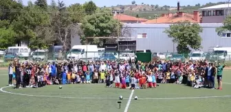 Gediz'deki futbol turnuvasına ilgi