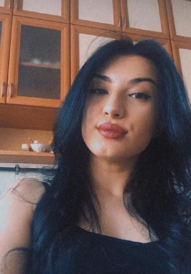 Sevgilisi 'intihar etti' dedi; polis cesedin pozisyonundan cinayeti çözdü Sevgilisi 'intihar etti' dedi; polis cesedin pozisyonundan cinayeti çözdü