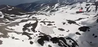 Uludağ'ın zirvesindeki buzul göllerinden görsel şölen