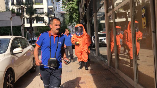 Adana'da jeofizik mühendisinin sır ölümü! Ekipler özel kıyafetle inceleme yaptı