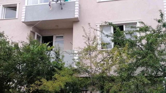 Babasının evini yaktı, 'Yaptığın suç' diyen polise verdiği cevap herkesi çileden çıkardı
