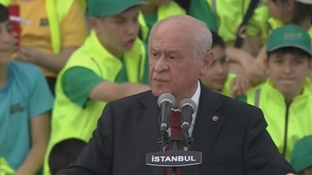 Bahçeli isim vermeden İmamoğlu'na yüklendi: Kar yağınca balığa gidenler, elbette geldikleri gibi gidecekler