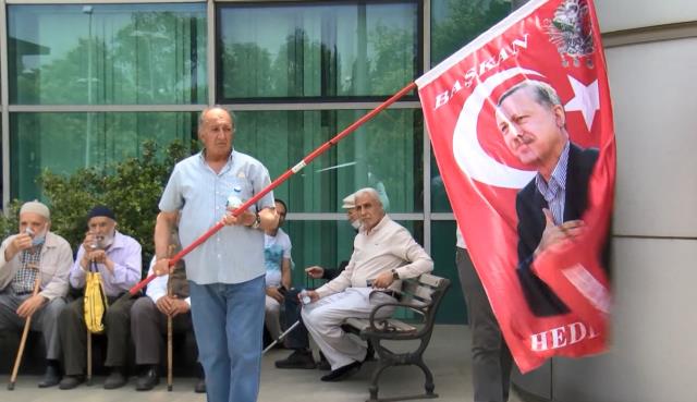 İstanbullular fethin 569. yıldönümünde Atatürk Havalimanı Millet Bahçesi'ne akın ediyor İstanbullular fethin 569. yıldönümünde Atatürk Havalimanı Millet Bahçesi'ne akın ediyor