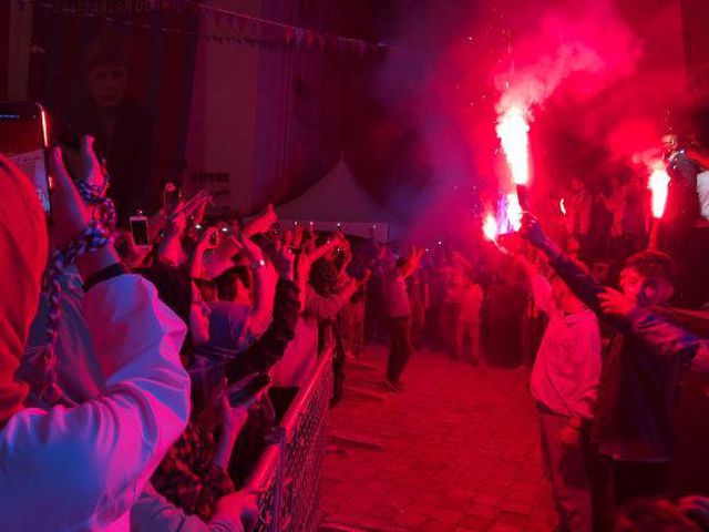 Trabzonspor şampiyon oldu, Tansu ile Ali evlenebildi