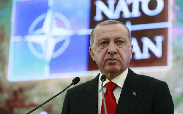 Cumhurbaşkanı Erdoğan, NATO'ya üye olmak isteyen İsveç ve Finlandiya'yı açık açık uyardı: Gerekli adımlar atılmazsa duruşumuz değişmeyecek Cumhurbaşkanı Erdoğan, NATO'ya üye olmak isteyen İsveç ve Finlandiya'yı açık açık uyardı: Gerekli adımlar atılmazsa duruşumuz değişmeyecek