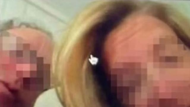 Kamerayı açık unutan çift, canlı yayında 45 dakika boyunca cinsel ilişkiye girdi