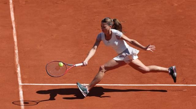 İtalyan tenisçinin kıyafeti olay oldu! Hakem kenara çekip 'Böyle maça çıkamazsın' dedi