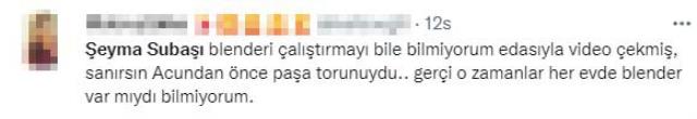 Kızıyla kurabiye yaparken mikseri çalıştıramayan Şeyma Subaşı, alay konusu oldu Kızıyla kurabiye yaparken mikseri çalıştıramayan Şeyma Subaşı, alay konusu oldu