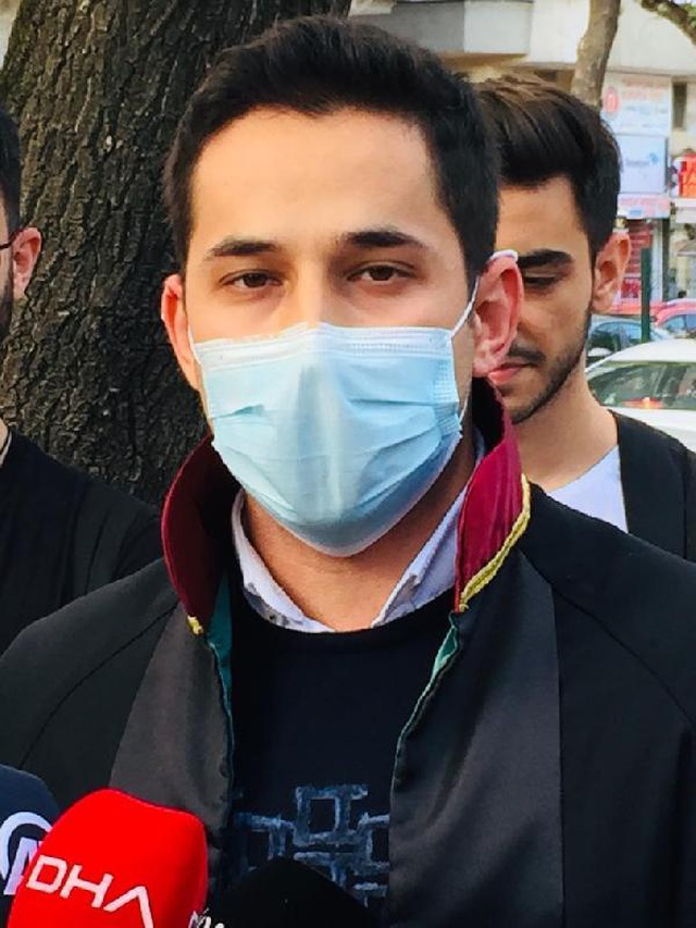 Samsun'da eşini sokak ortasında dövdüğü anlar ortalığı ayağa kaldıran şahsın 10 yıllık cezası onandı Samsun'da eşini sokak ortasında dövdüğü anlar ortalığı ayağa kaldıran şahsın 10 yıllık cezası onandı