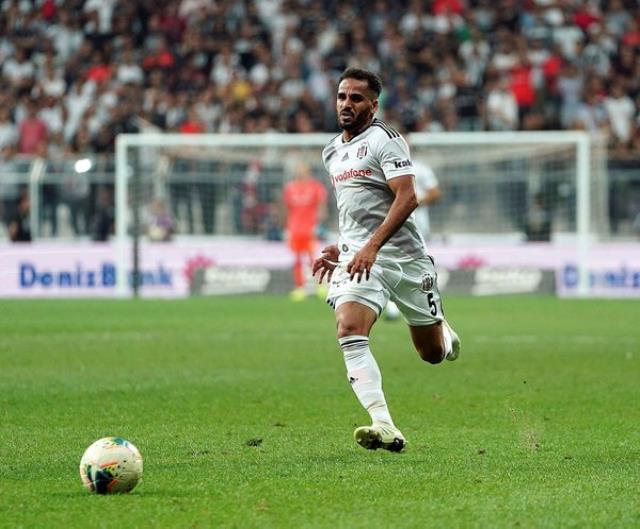 Daha fiyaskosu gelmez! Sadece 454 dakika oynayıp Beşiktaş'ın kasasını boşalttı Daha fiyaskosu gelmez! Sadece 454 dakika oynayıp Beşiktaş'ın kasasını boşalttı
