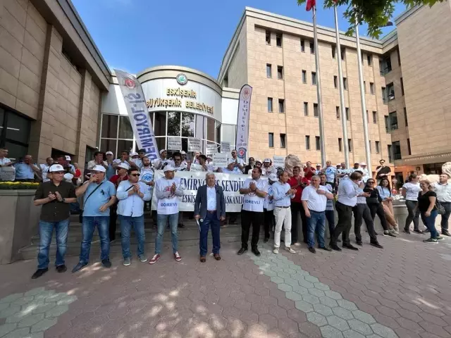 Maaş zammını beğenmeyen Eskişehir Tramvay Hattı çalışanlarından ilginç protesto: Sakalımızı kesmeyeceğiz