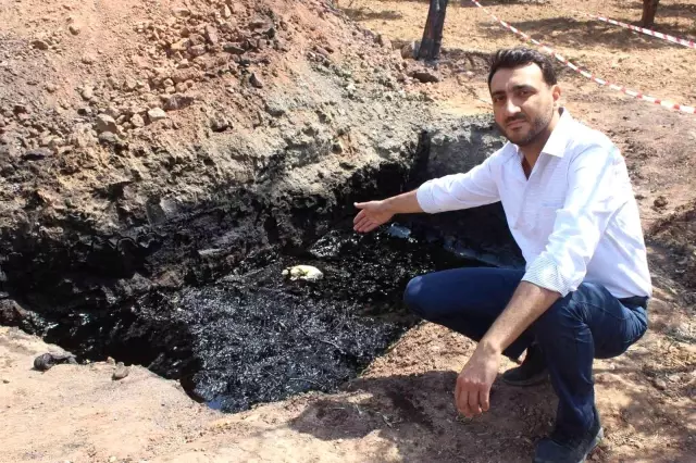 Manisa'da kazılan kuyudan petrol çıktı, mahalle sakinleri sevinçten havaya uçtu