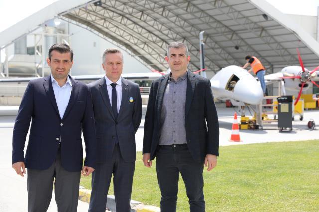 Baykar'dan Litvanya'ya ücretsiz SİHA: Topladığınız bağışları Ukrayna'ya göndermenizi rica ediyoruz Baykar'dan Litvanya'ya ücretsiz SİHA: Topladığınız bağışları Ukrayna'ya göndermenizi rica ediyoruz