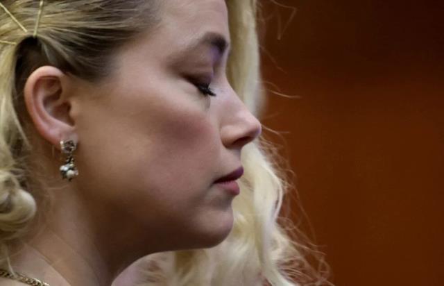 Eski eşine açtığı hakaret davasını kazanan Johnny Depp'den ilk açıklama: Hayatımı geri verdiler