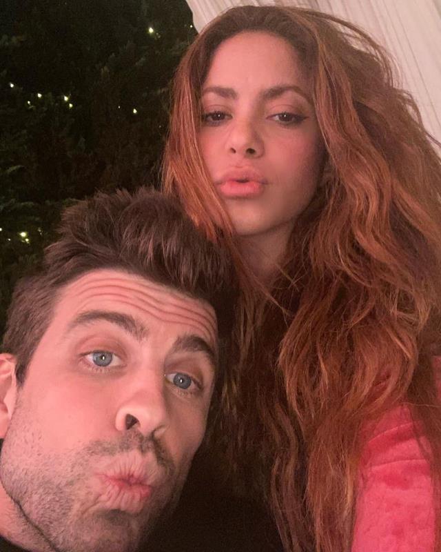 Herkesin imrendiği çifte nazar değdi! Shakira, kocası Pique'yi evde başka bir kadınla yakaladı Herkesin imrendiği çifte nazar değdi! Shakira, kocası Pique'yi evde başka bir kadınla yakaladı