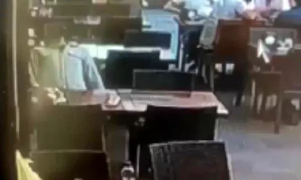 Restoranda kalp krizi geçirdi, kimse yardım etmedi! Talihsiz adam hayatını kaybetti