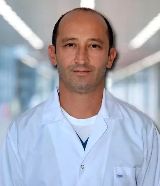 Ablasına veda mesajı ile konum atan doktor, kabloyla ağaca asılı halde bulundu