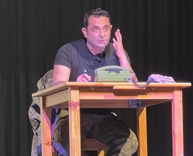 Oyuncu Serkan Aydın, Avusturya'da saldırıya uğradı