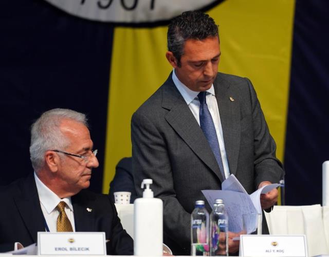 Ali Koç, TFF'nin başkan adayı için uyardı ve Cumhurbaşkanı Erdoğan'a seslendi: Lütfen bu hatadan dönelim Ali Koç, TFF'nin başkan adayı için uyardı ve Cumhurbaşkanı Erdoğan'a seslendi: Lütfen bu hatadan dönelim