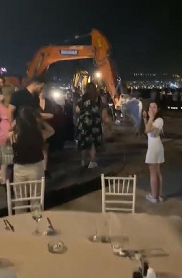 Belediyeden eklentileri yıkılan tarihi yalıyla ilgili açıklama: 9 kez mühür fekki yapıldı