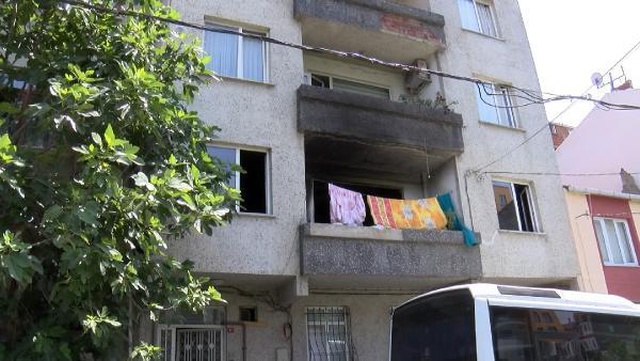 Ev sahibinin zam yapmasına öfkelenen kiracı evi yaktı Ev sahibinin zam yapmasına öfkelenen kiracı evi yaktı