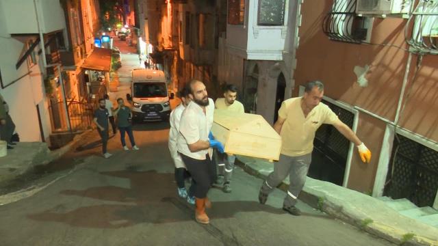 İstanbul bu cinayeti konuşuyor! Evinde domuz bağıyla boğularak öldürüldü