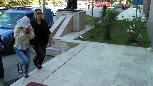Sakarya'da kan donduran olay: Arkadaşını öldürüp, fındık bahçesine gömmüş Sakarya'da kan donduran olay: Arkadaşını öldürüp, fındık bahçesine gömmüş