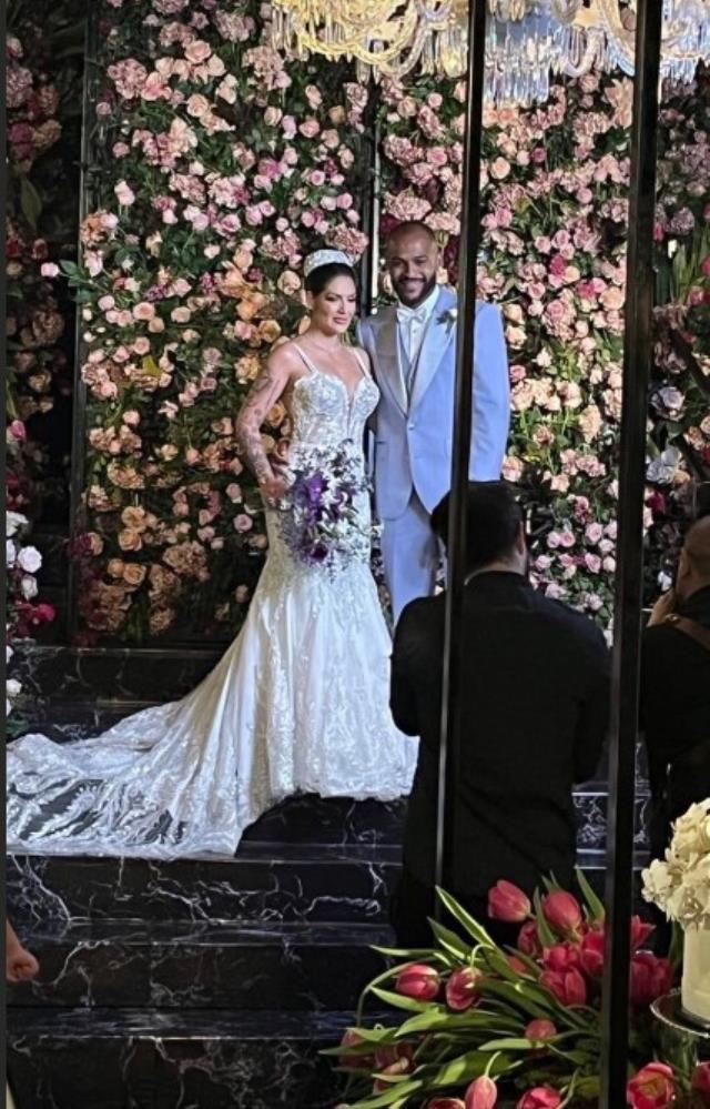 Evlendiklerinde hiç paraları yoktu! Marcao ve eşinin hayali doğum gününde gerçek oldu Evlendiklerinde hiç paraları yoktu! Marcao ve eşinin hayali doğum gününde gerçek oldu