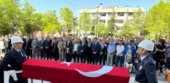 Odasında kalp krizi geçiren hakime mesai arkadaşlarından son görev