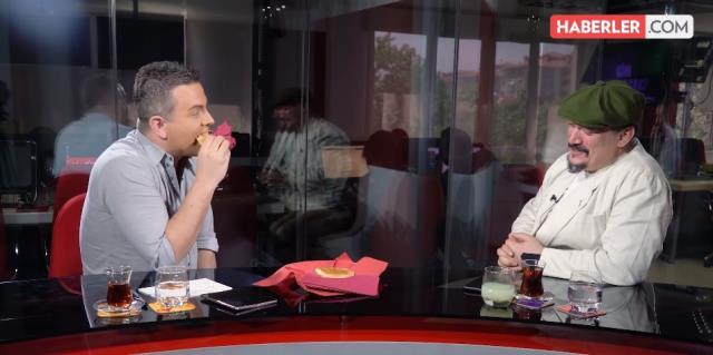 Çağla Şıkel'in attığı 'tost' mesajıyla bir döneme damga vuran Şenol İpek, ünlü kadınlardan gelen teklifleri anlattı