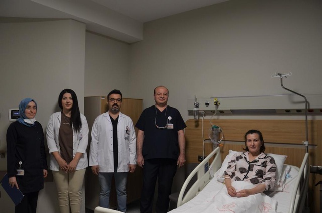 Bir hasta, Türkiye'de ilk kez uygulanan yöntemle ameliyat oldu