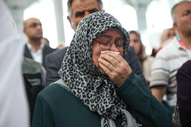 Hasret bitti! İlk hac kafilesi İstanbul Havalimanı'ndan gözyaşları ve dualarla uğurlandı Hasret bitti! İlk hac kafilesi İstanbul Havalimanı'ndan gözyaşları ve dualarla uğurlandı